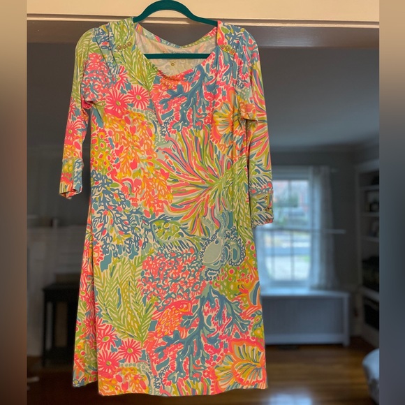 Lilly Pulitzer Swing Dress with gold buttons on sleeve